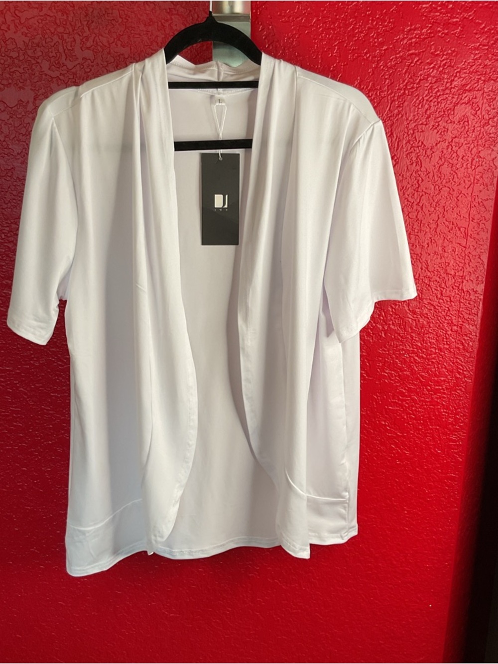 JWD women’s white summer cardigan/shrug, NWT size Large short sleeve